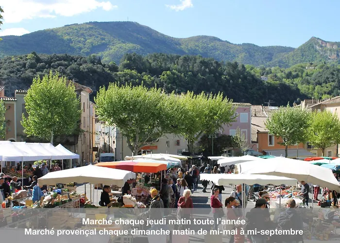 Vakantiehuis Maison De Charme A Au Milieu Des Vignes Nyons